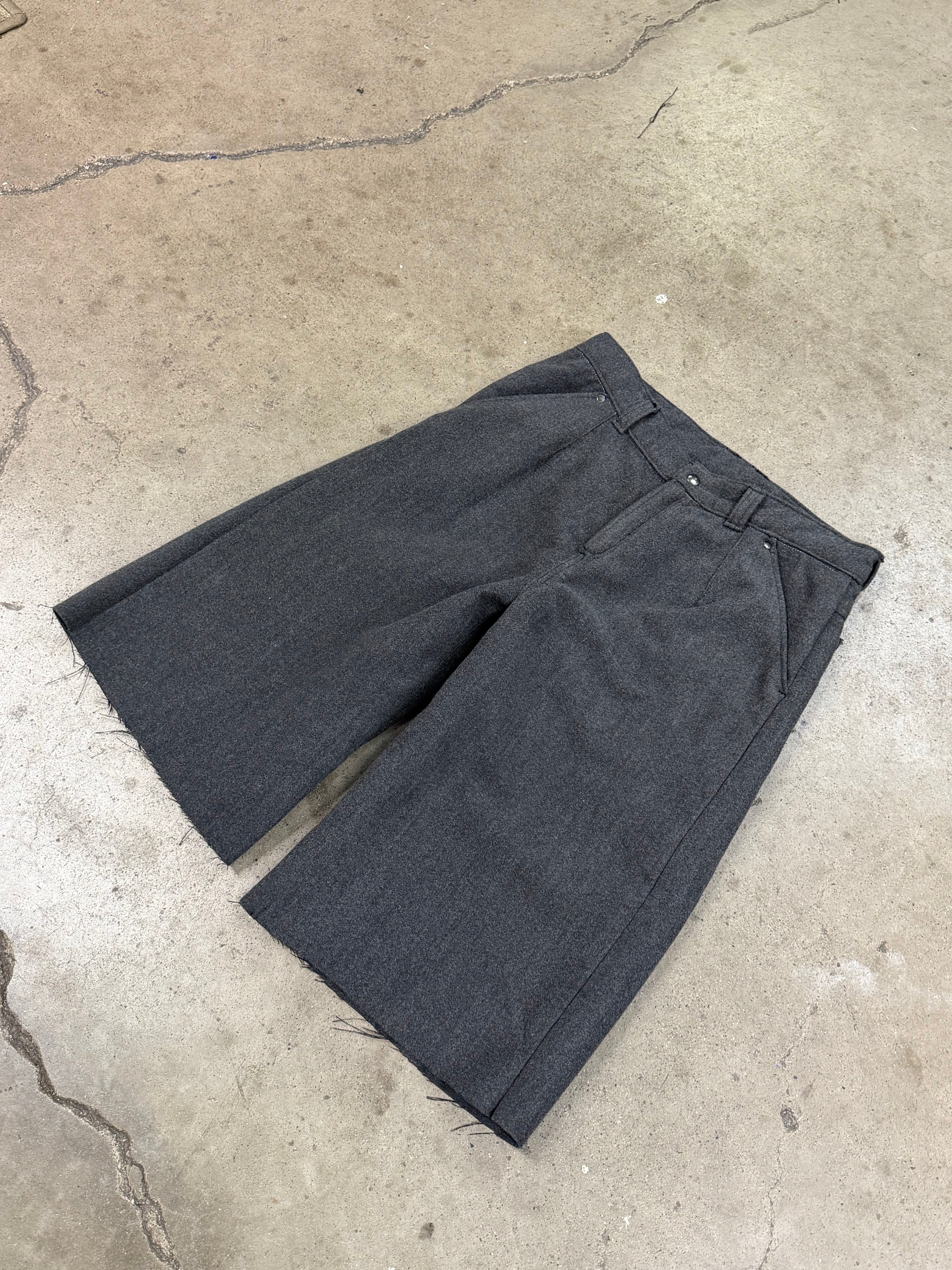 Baggy Wool Shorts